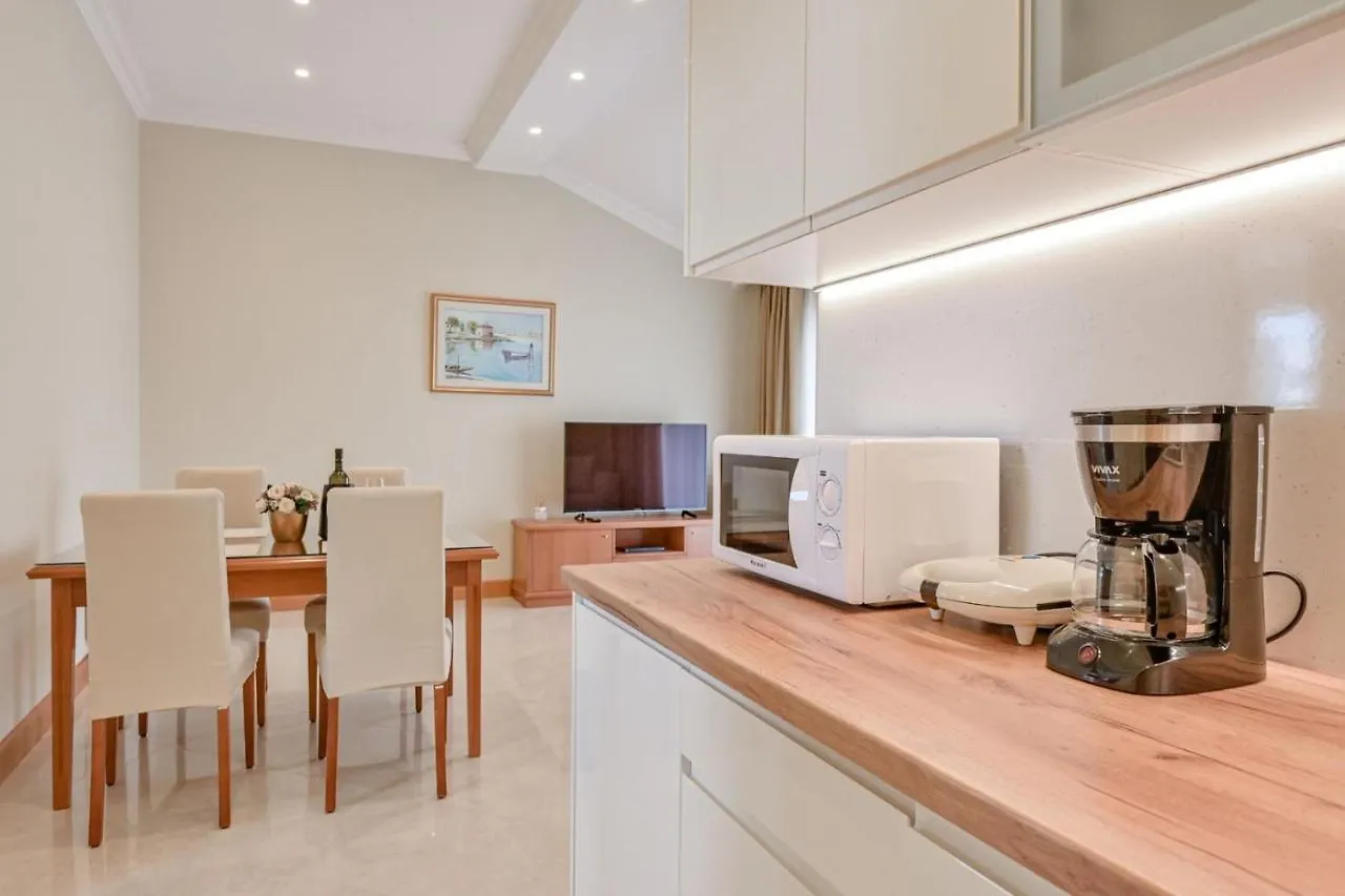Luxury Apartments Villa Tunera 波拉特 招待所