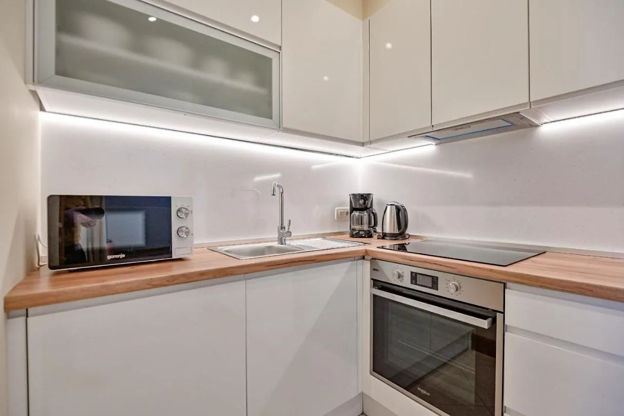 Luxury Apartments Villa Tunera 波拉特 克罗地亚