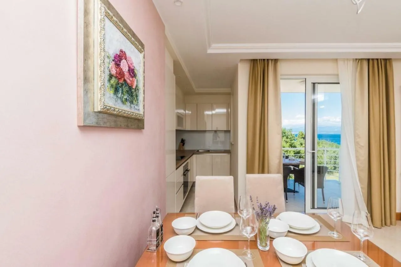 Luxury Apartments Villa Tunera 波拉特 5*,