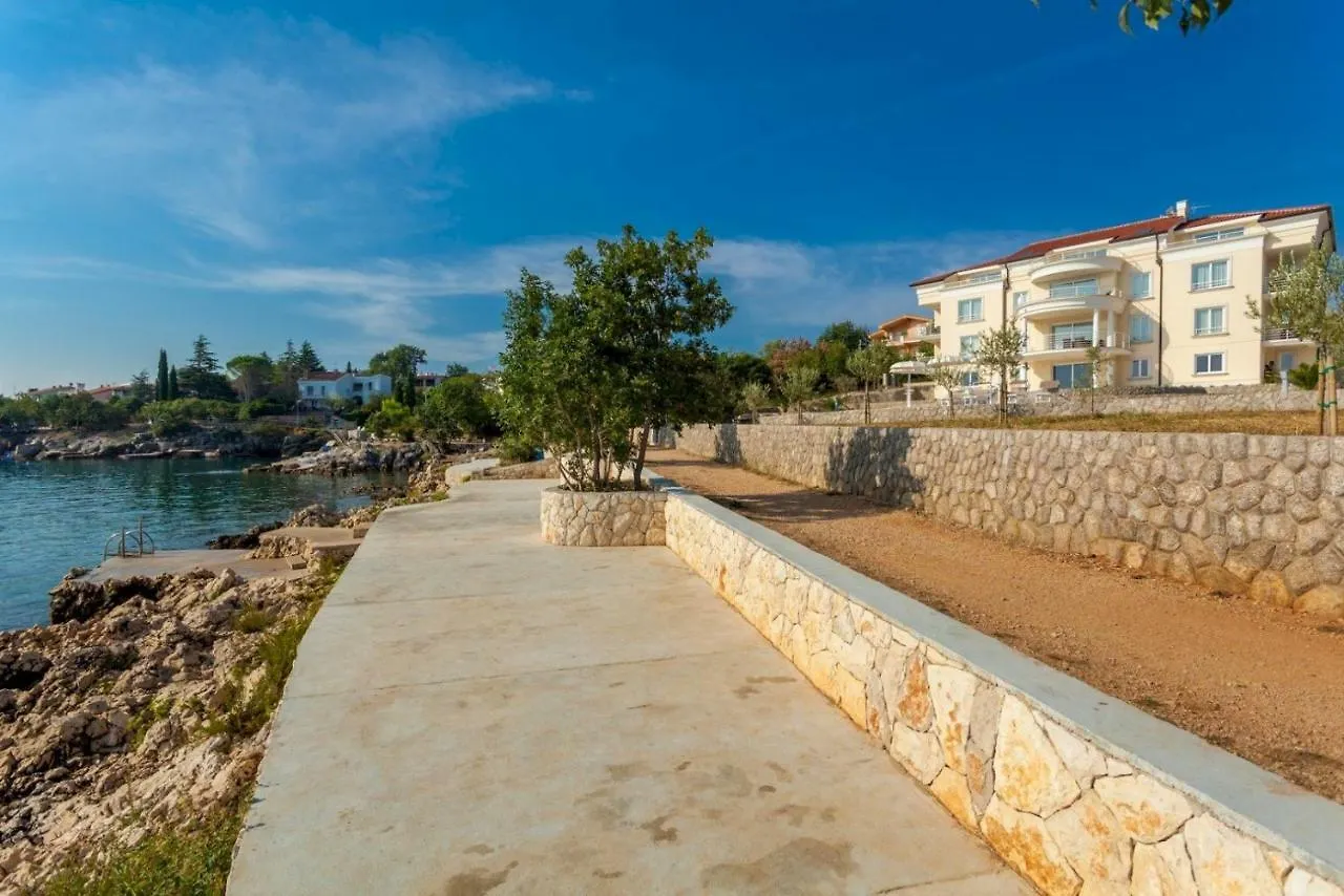 Πανσιόν Luxury Apartments Villa Tunera Porat